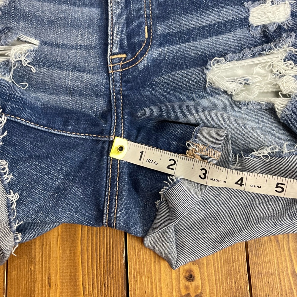 American Eagle Outfitters size 6 hi-rise shortie jeans shorts - Picture 8 of 8